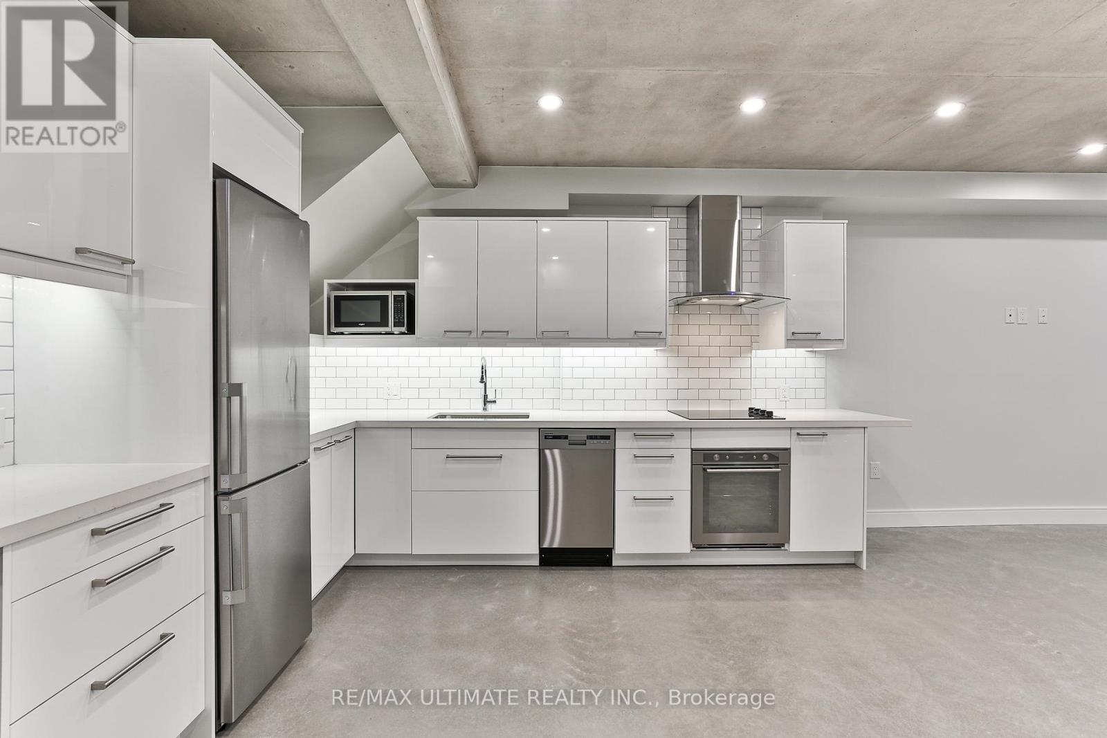 4 - 1745 Keele Street, Toronto, Ontario  M6M 3W9 - Photo 7 - W12456522