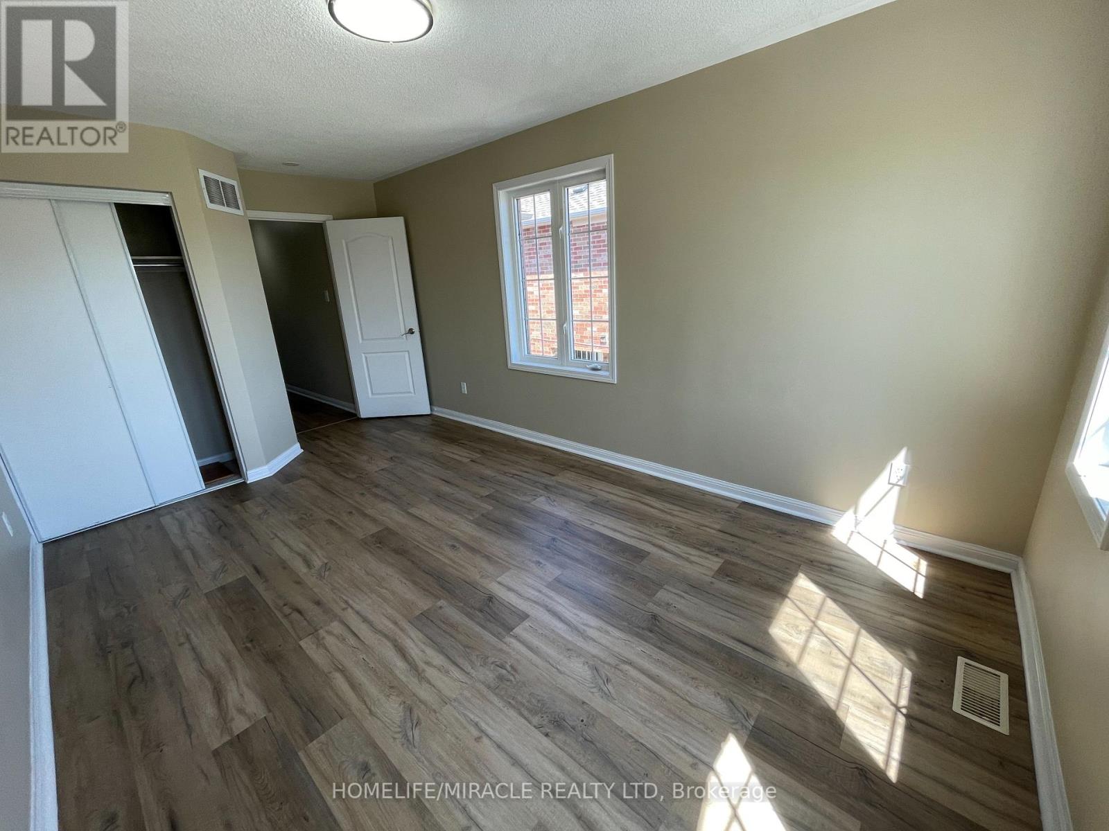 Upper - 34 Brunswick Street, Brampton, Ontario  L6X 4Y5 - Photo 23 - W12456552