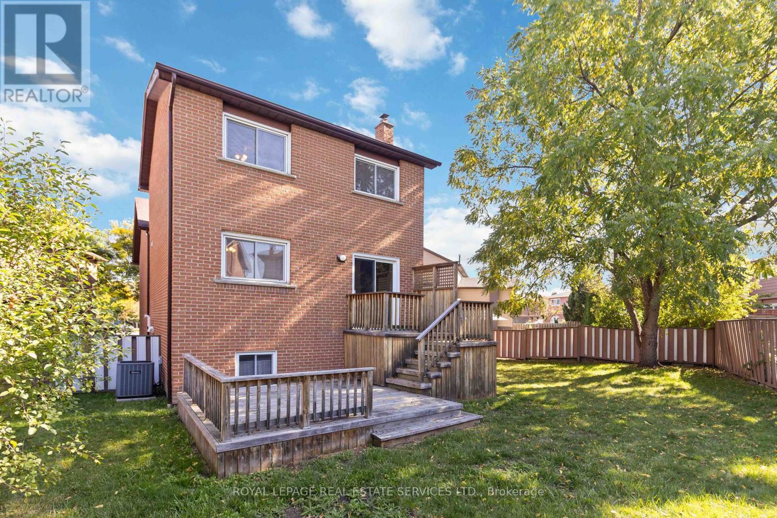 907 Thistle Down Circle, Mississauga, Ontario  L5C 3K5 - Photo 40 - W12456571