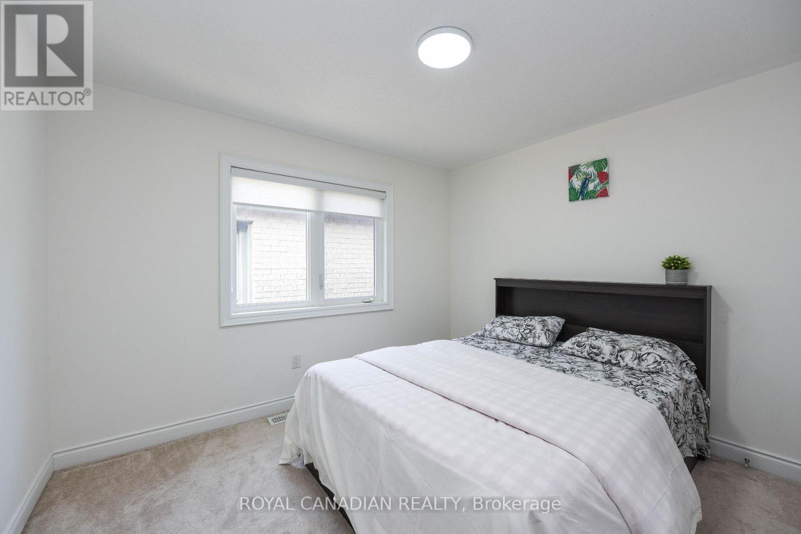 Upper - 8 Prairie Creek Crescent, Brampton, Ontario  L6Y 6C9 - Photo 23 - W12456580