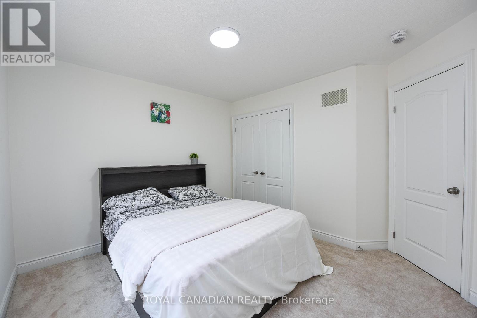 Upper - 8 Prairie Creek Crescent, Brampton, Ontario  L6Y 6C9 - Photo 24 - W12456580