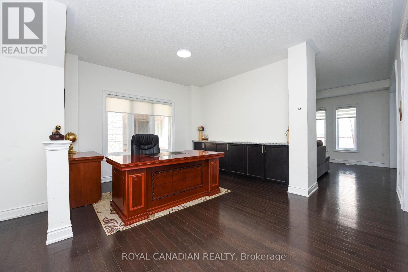 Upper - 8 Prairie Creek Crescent, Brampton, Ontario  L6Y 6C9 - Photo 7 - W12456580