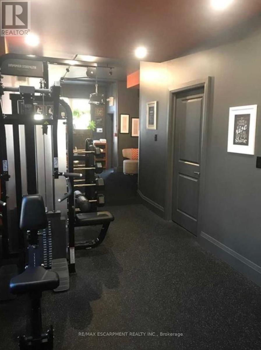 2099 Bates Common, Burlington, Ontario  L7R 0A5 - Photo 7 - W12456585