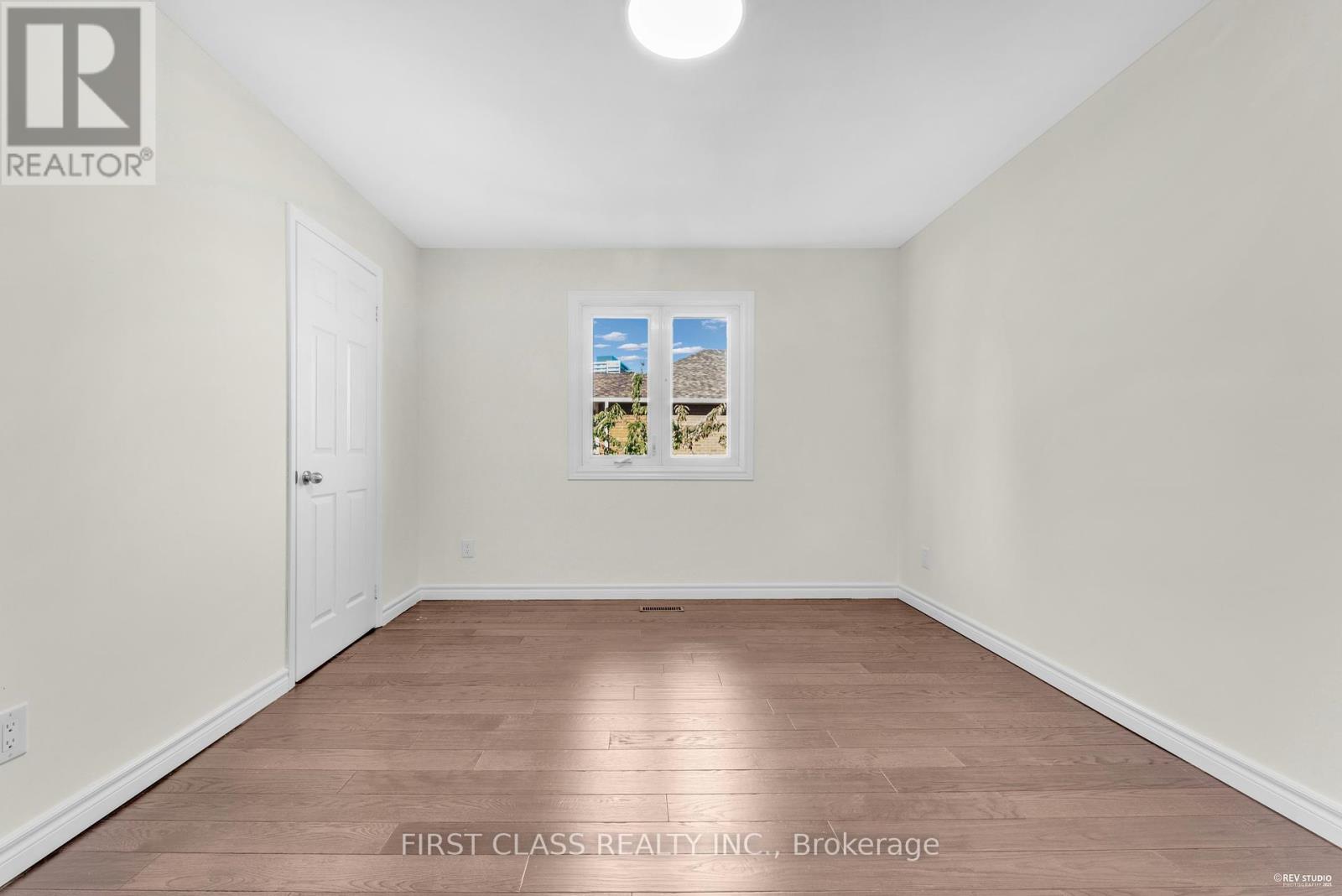 4290 Radisson Crescent, Mississauga, Ontario  L5M 4C1 - Photo 22 - W12456596