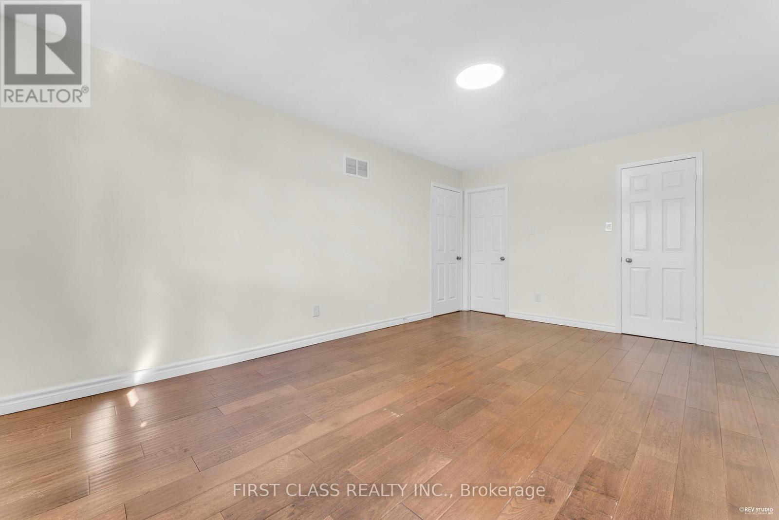 4290 Radisson Crescent, Mississauga, Ontario  L5M 4C1 - Photo 26 - W12456596