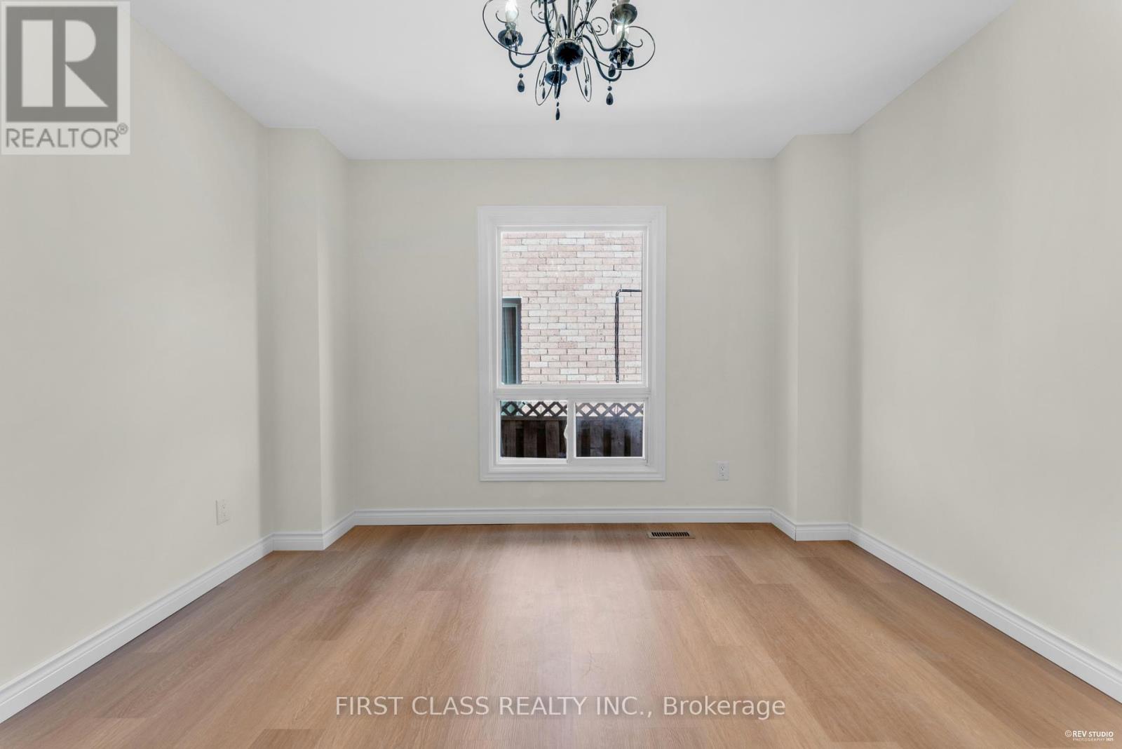 4290 Radisson Crescent, Mississauga, Ontario  L5M 4C1 - Photo 33 - W12456596