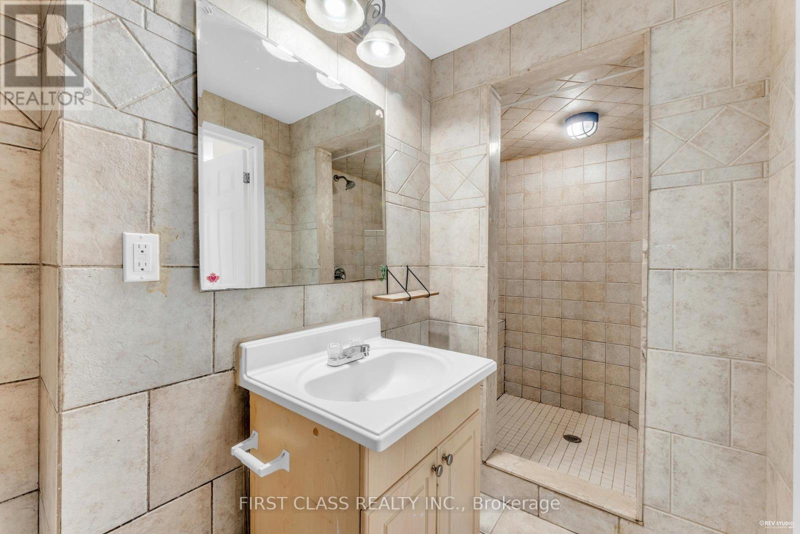 4290 Radisson Crescent, Mississauga, Ontario  L5M 4C1 - Photo 48 - W12456596