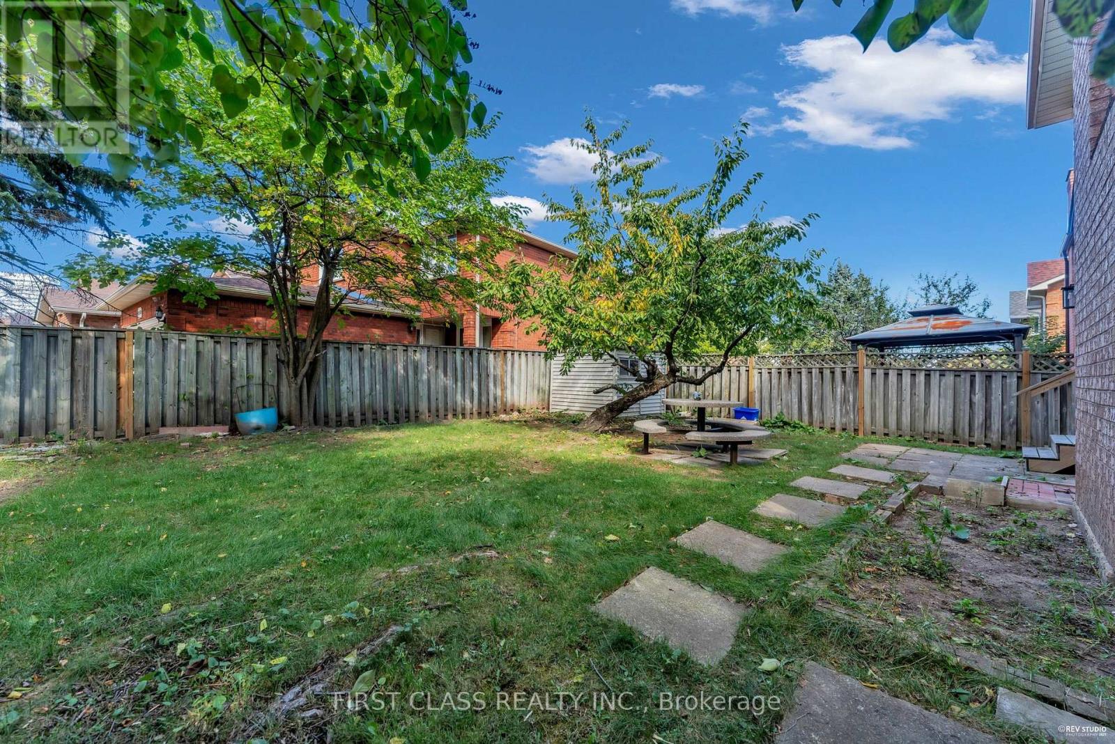 4290 Radisson Crescent, Mississauga, Ontario  L5M 4C1 - Photo 49 - W12456596