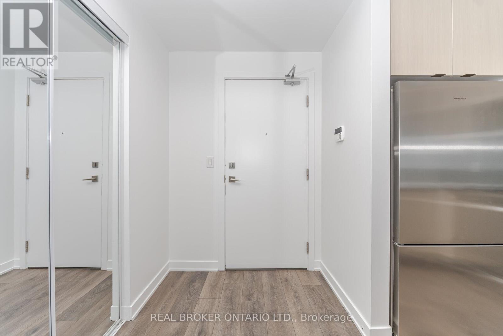 1205 - 4633 Glen Erin Drive, Mississauga, Ontario  L5M 7S1 - Photo 7 - W12456614