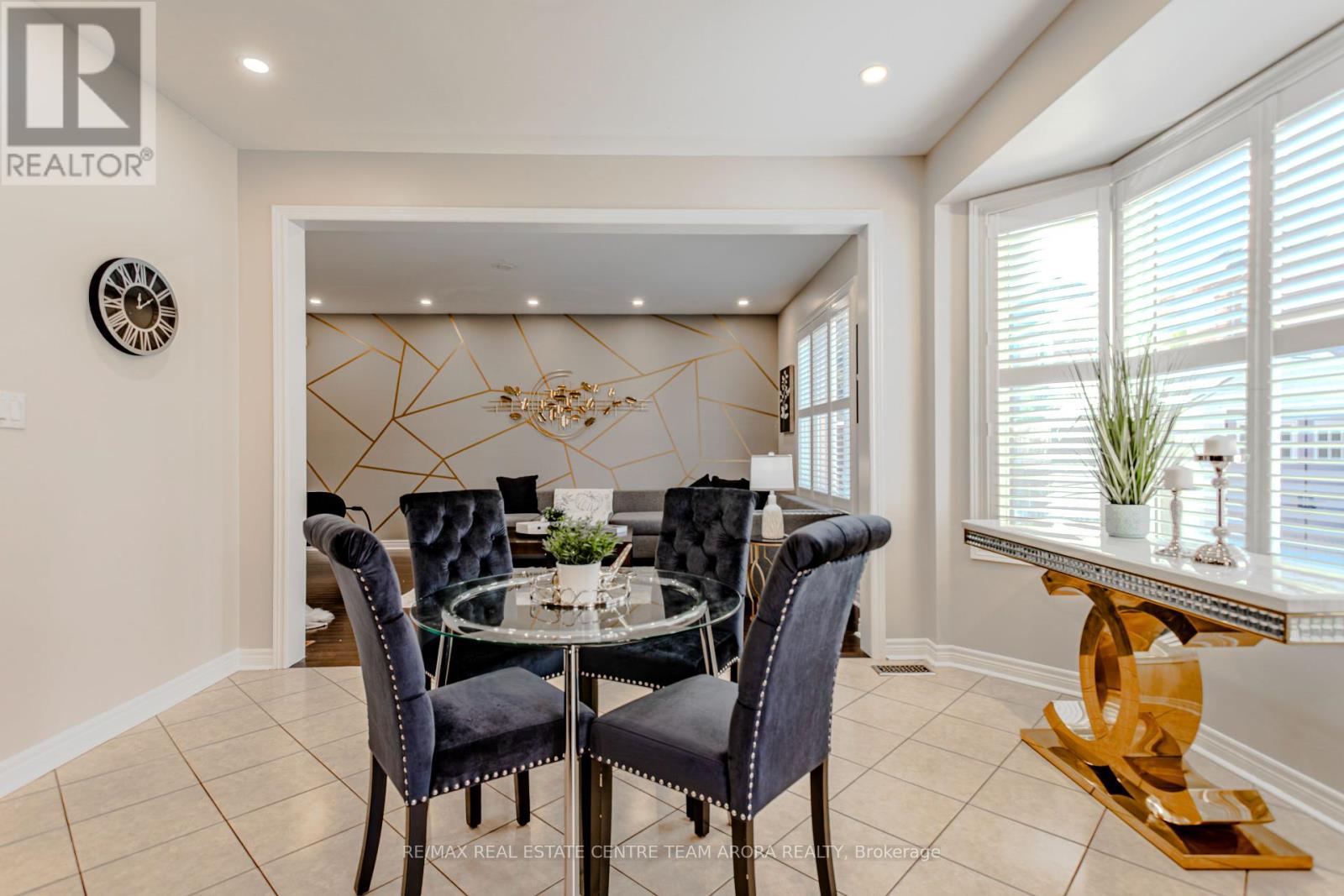 150 Lloyd Sanderson Drive, Brampton, Ontario  L6Y 0Z9 - Photo 13 - W12456616