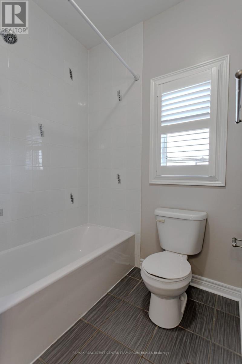 150 Lloyd Sanderson Drive, Brampton, Ontario  L6Y 0Z9 - Photo 35 - W12456616