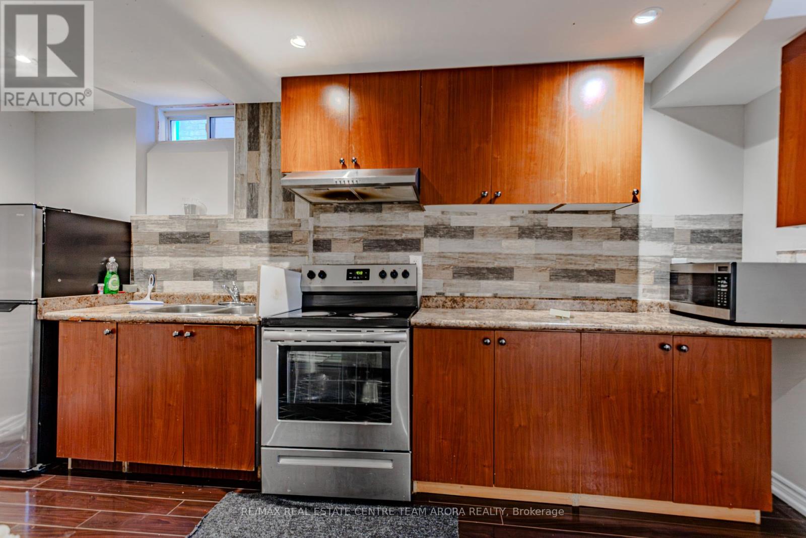 150 Lloyd Sanderson Drive, Brampton, Ontario  L6Y 0Z9 - Photo 41 - W12456616