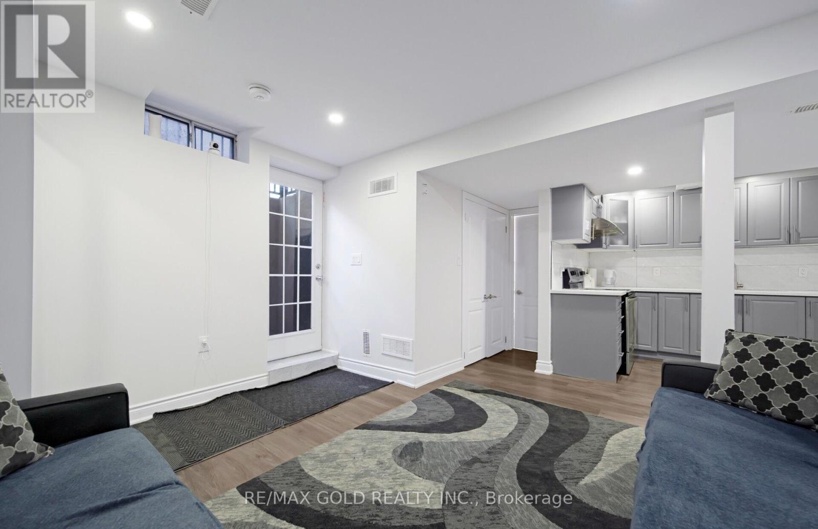 4 Sahara Trail, Brampton, Ontario  L6R 1P2 - Photo 45 - W12456618