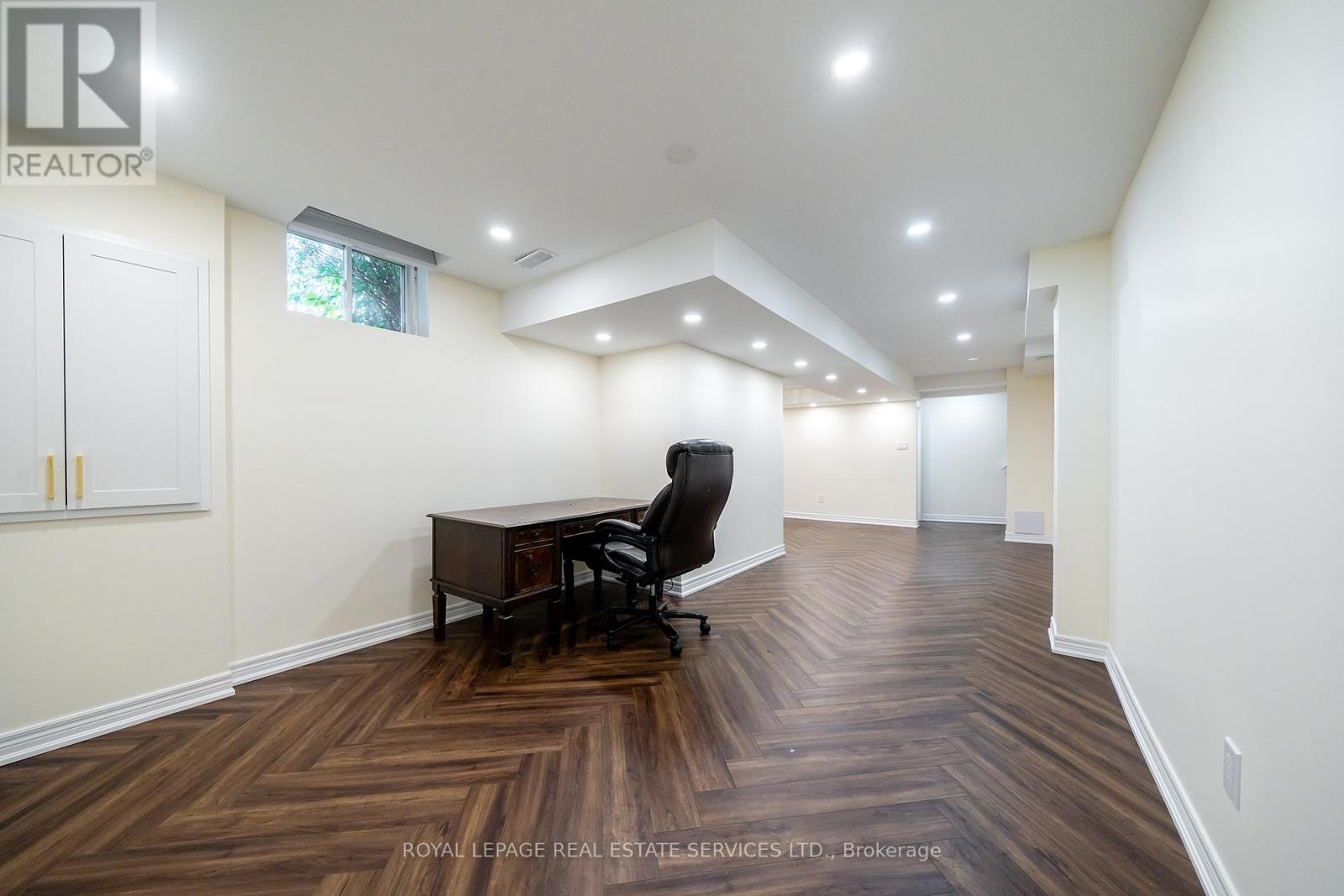 2177 Calloway Drive, Oakville, Ontario  L6M 4V2 - Photo 25 - W12456626