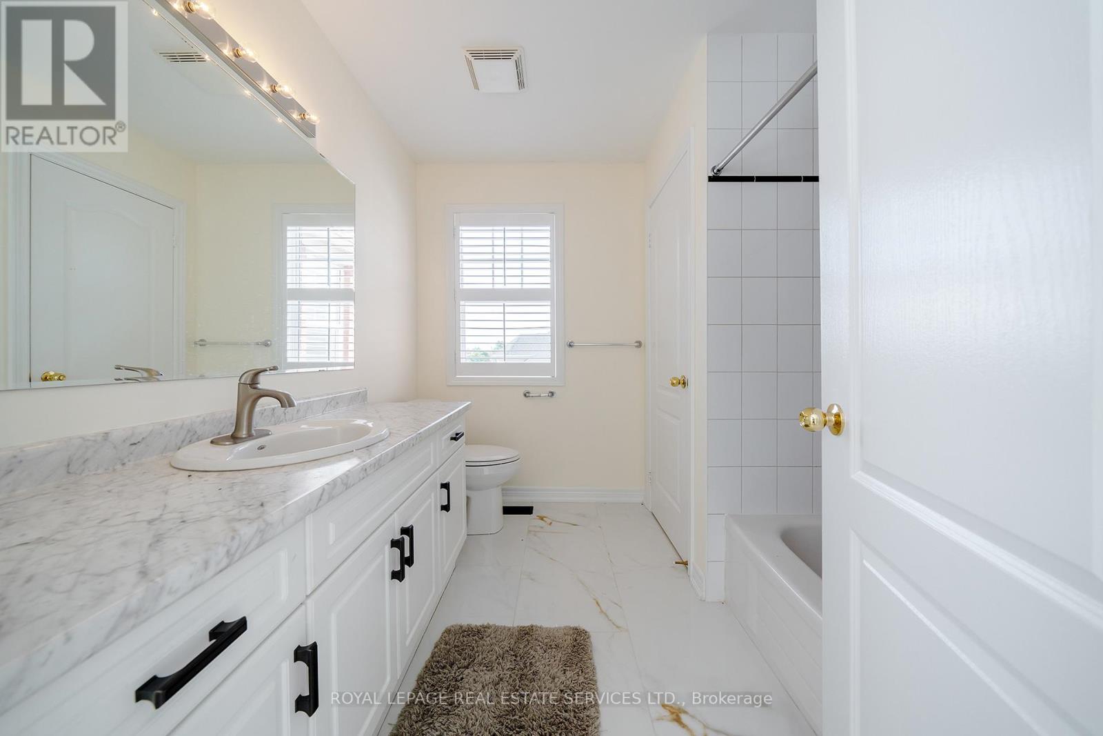 2177 Calloway Drive, Oakville, Ontario  L6M 4V2 - Photo 32 - W12456626