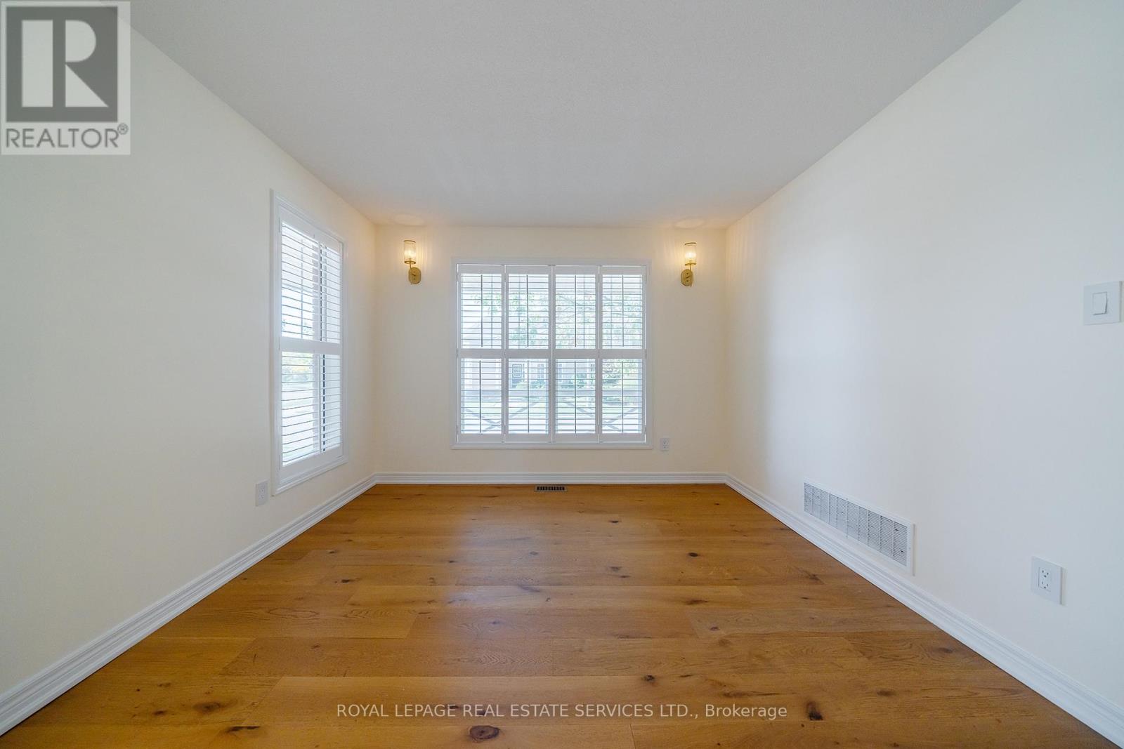 2177 Calloway Drive, Oakville, Ontario  L6M 4V2 - Photo 7 - W12456626