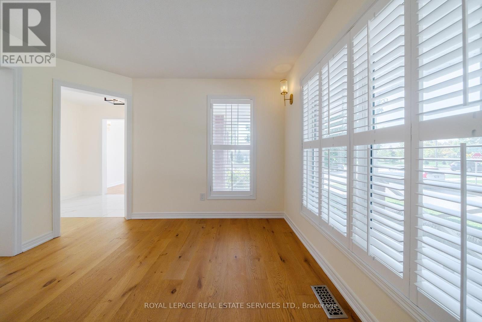 2177 Calloway Drive, Oakville, Ontario  L6M 4V2 - Photo 8 - W12456626
