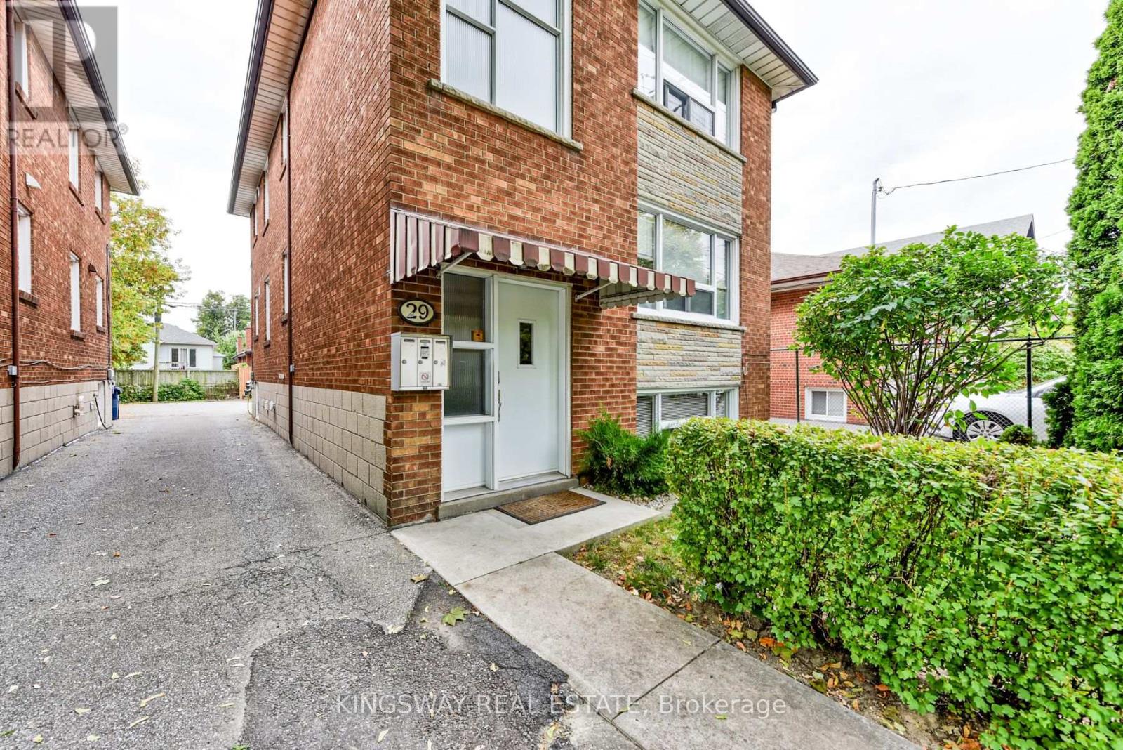 29 Evans Avenue, Toronto, Ontario  M6S 3V7 - Photo 2 - W12456629