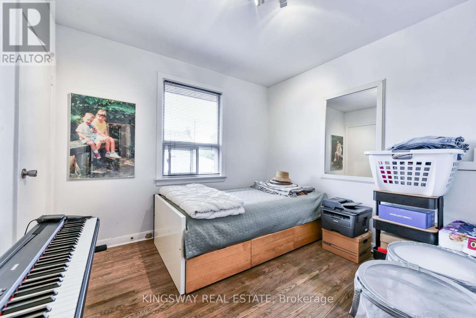 29 Evans Avenue, Toronto, Ontario  M6S 3V7 - Photo 36 - W12456629