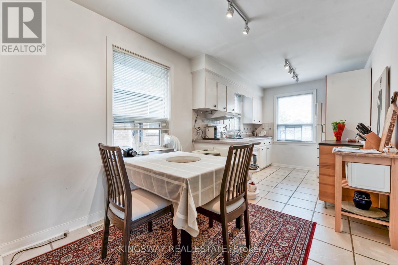 29 Evans Avenue, Toronto, Ontario  M6S 3V7 - Photo 38 - W12456629
