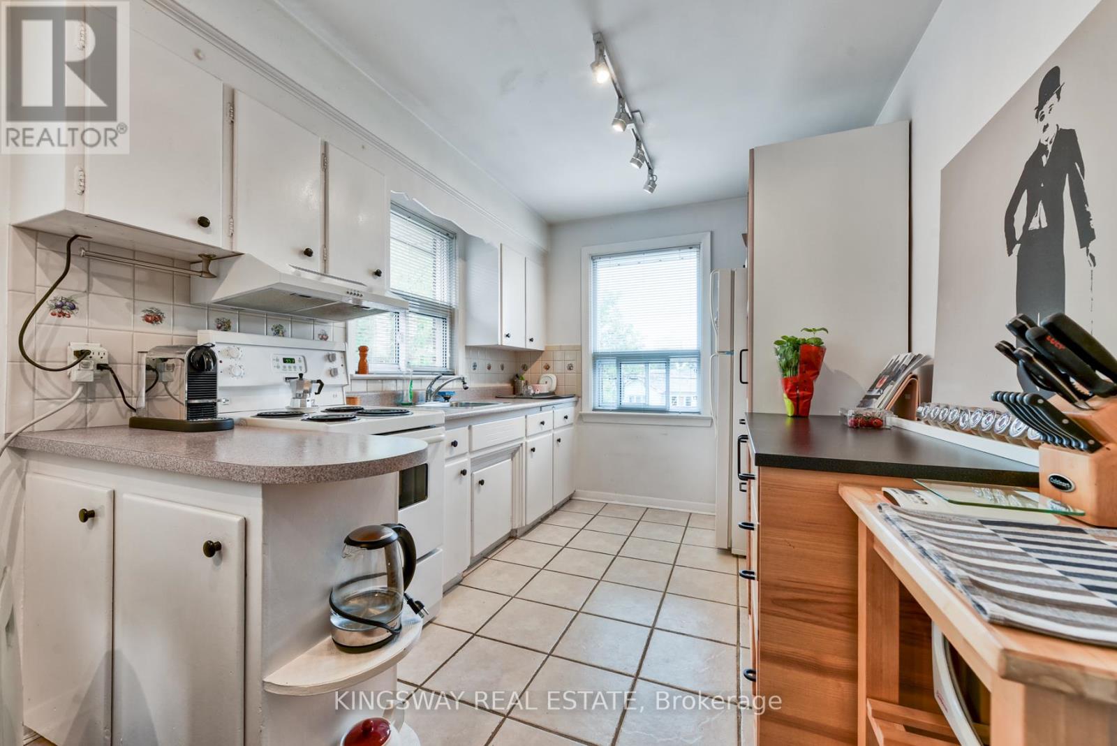 29 Evans Avenue, Toronto, Ontario  M6S 3V7 - Photo 39 - W12456629