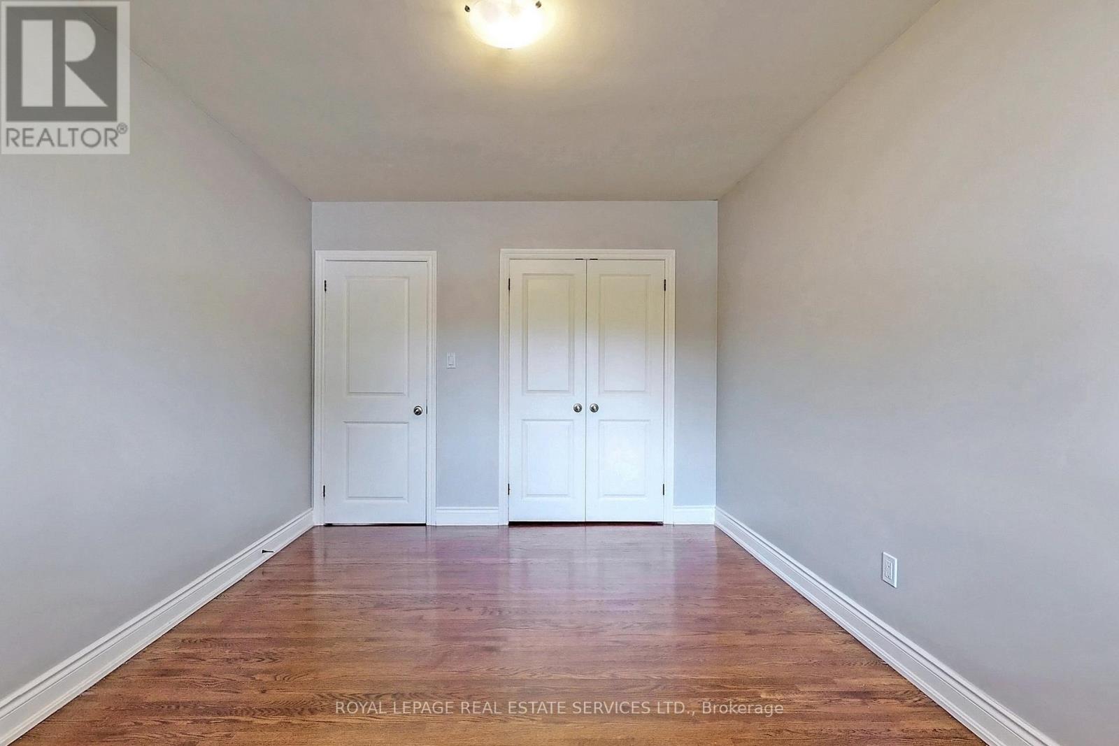 4011 Grapehill Avenue, Burlington, Ontario  L7L 1R1 - Photo 14 - W12456634
