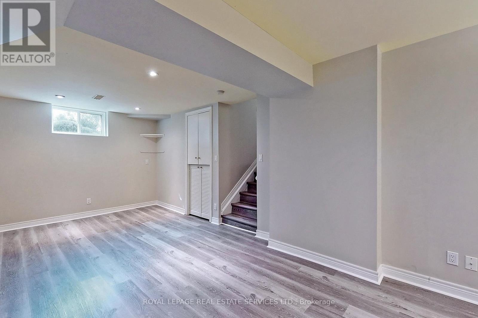 4011 Grapehill Avenue, Burlington, Ontario  L7L 1R1 - Photo 28 - W12456634