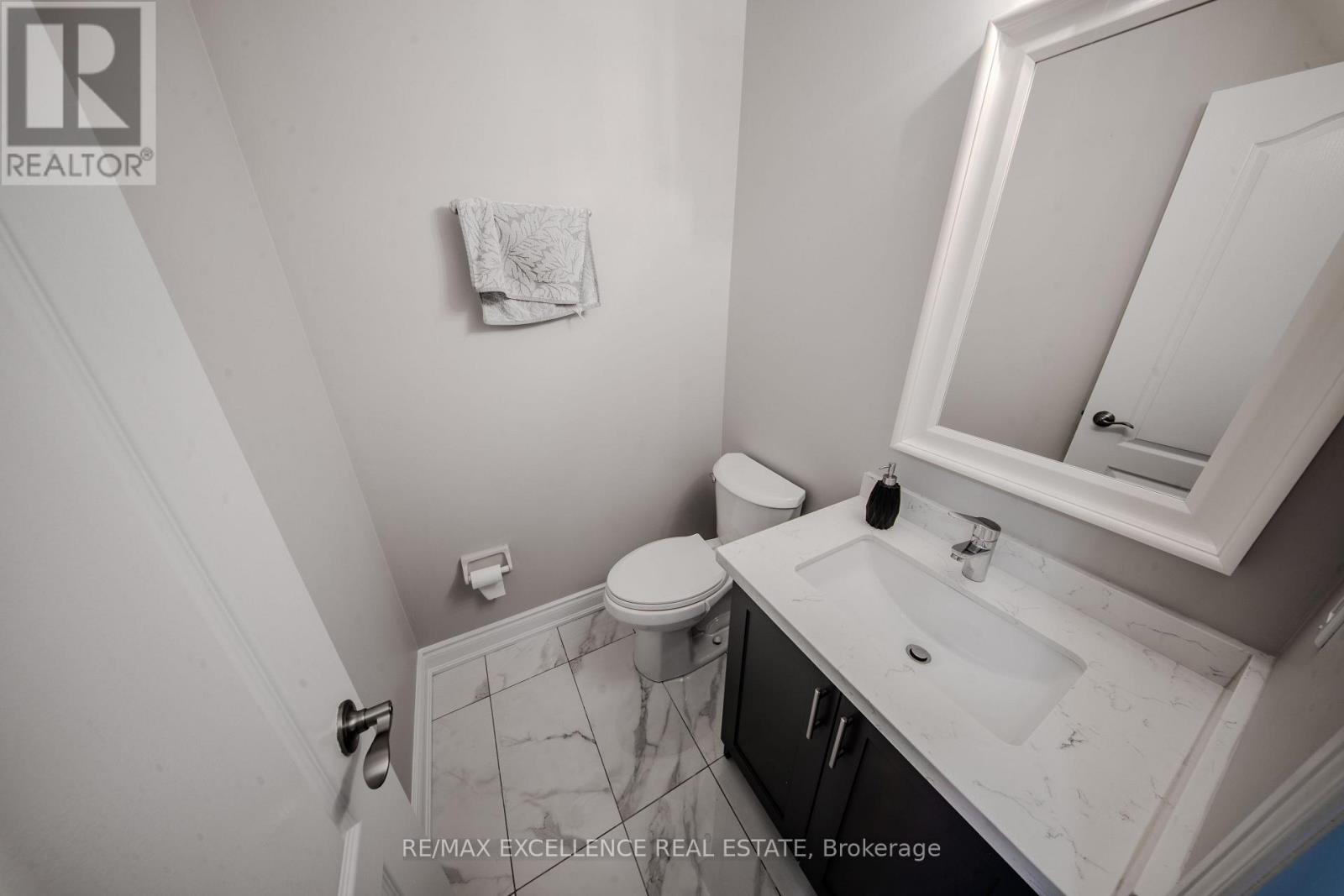 111 River Rock Crescent, Brampton, Ontario  L7A 2M4 - Photo 15 - W12456641