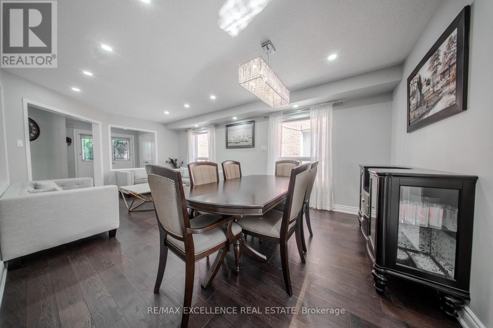 111 River Rock Crescent, Brampton, Ontario  L7A 2M4 - Photo 7 - W12456641