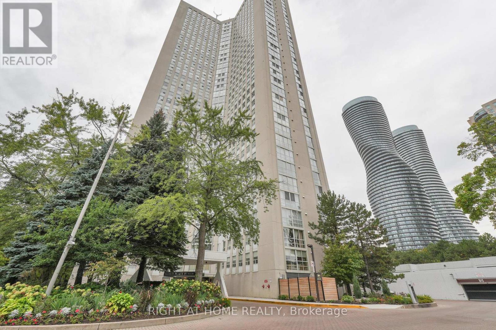 205 - 3650 KANEFF CRESCENT, Mississauga, Ontario