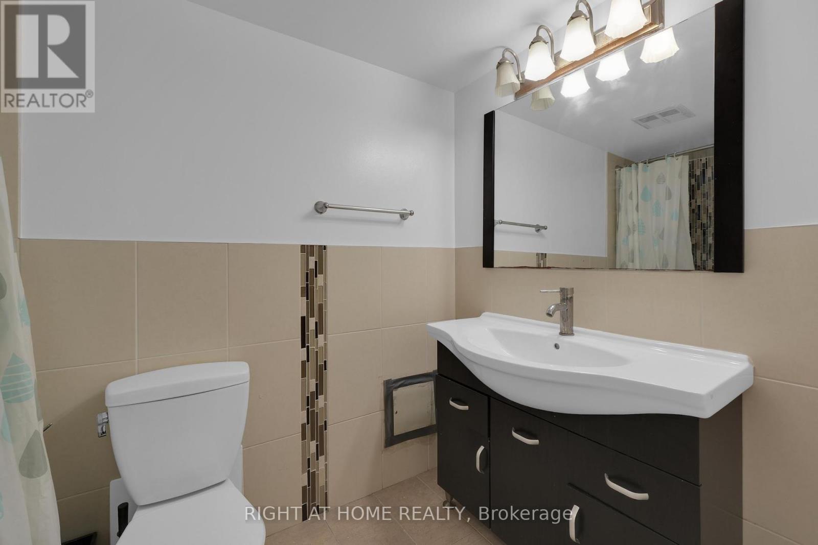 205 - 3650 Kaneff Crescent, Mississauga, Ontario  L5A 4A1 - Photo 28 - W12456647