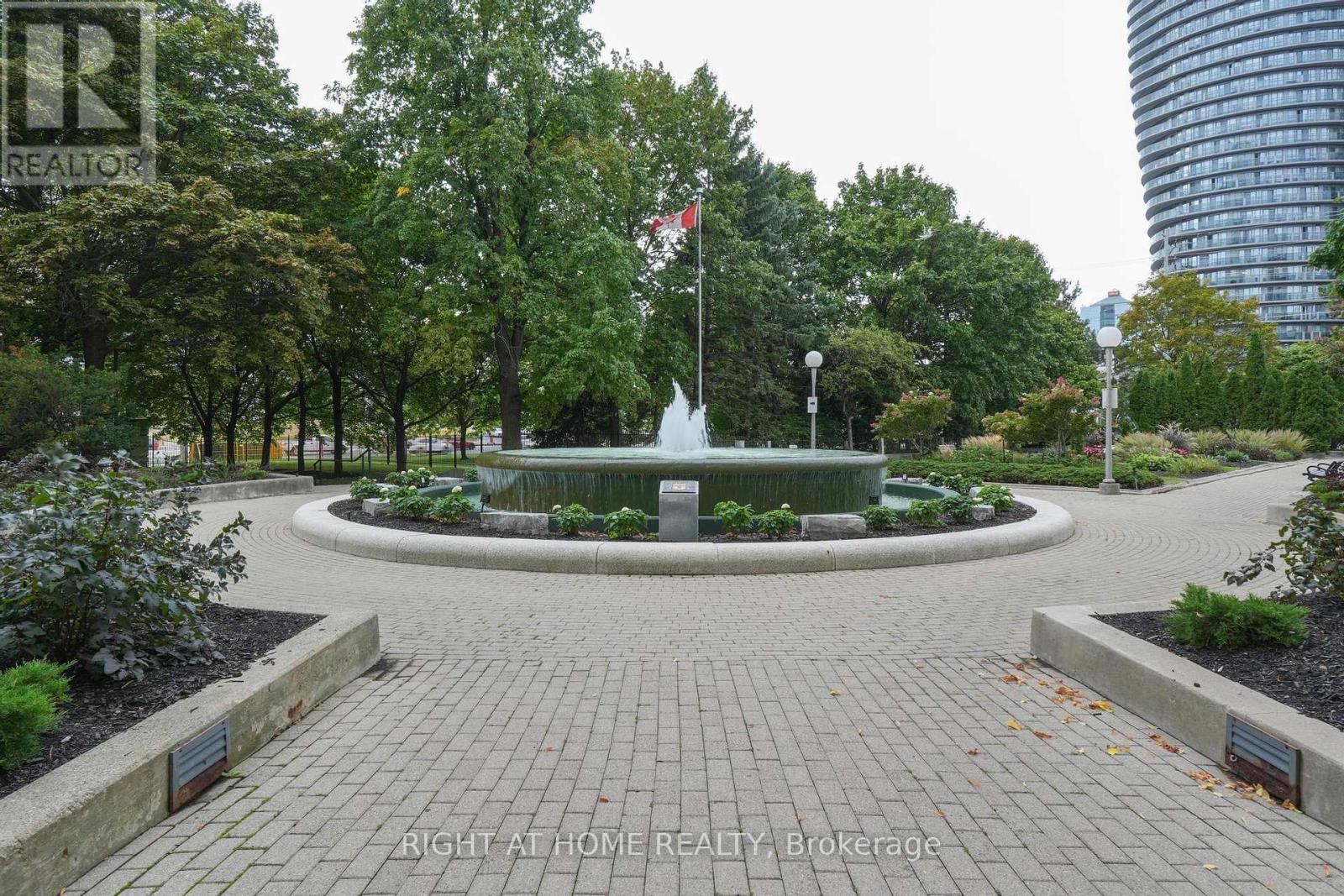 205 - 3650 Kaneff Crescent, Mississauga, Ontario  L5A 4A1 - Photo 43 - W12456647