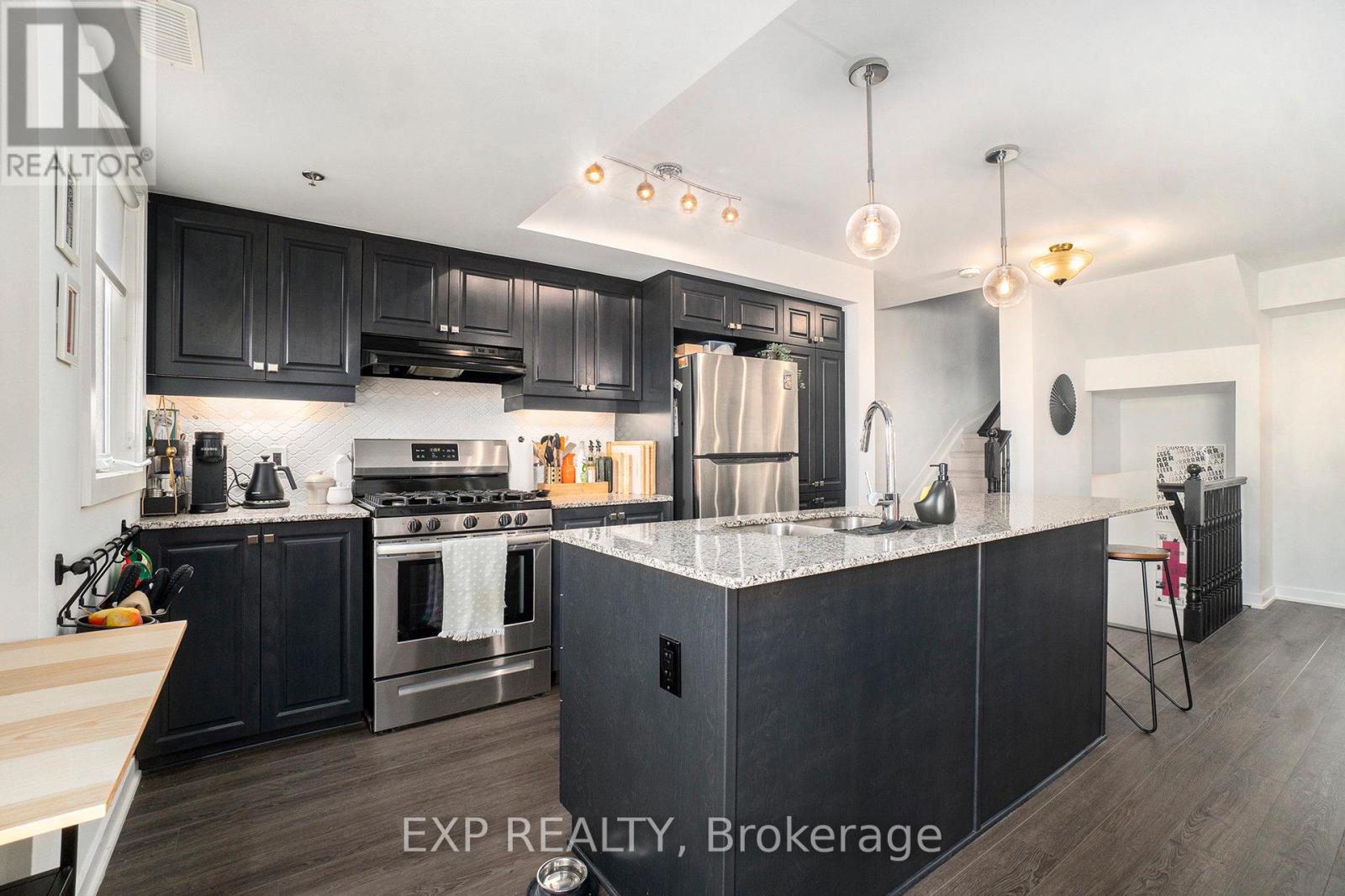 770 Mikinak Road, Ottawa, Ontario  K1K 5A5 - Photo 14 - X12456662