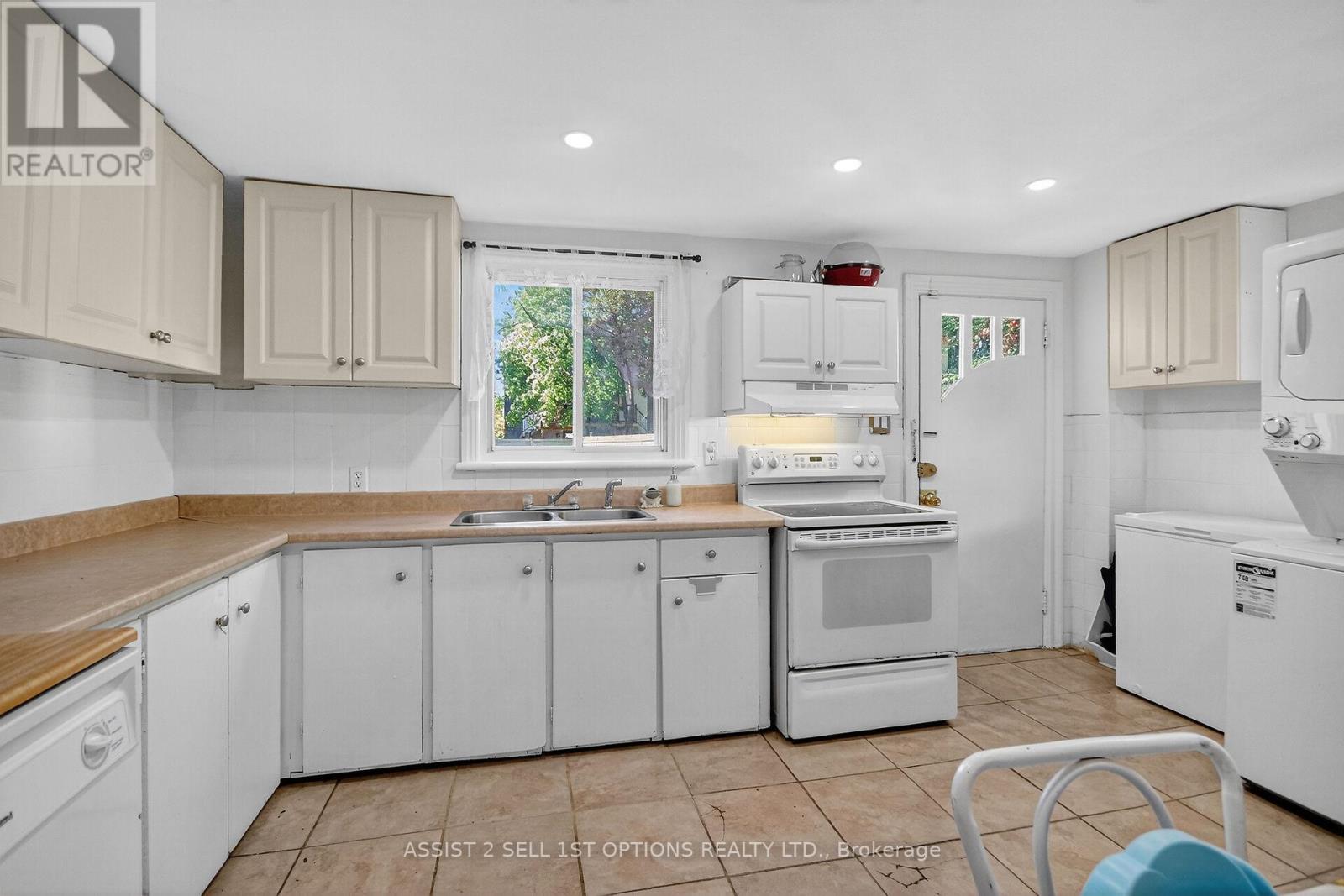 104 Lebreton Street N, Ottawa, Ontario  K1R 7H4 - Photo 7 - X12456684