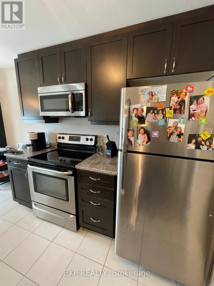 916 Fameflower Street, Ottawa, Ontario  K2J 0T3 - Photo 10 - X12456697