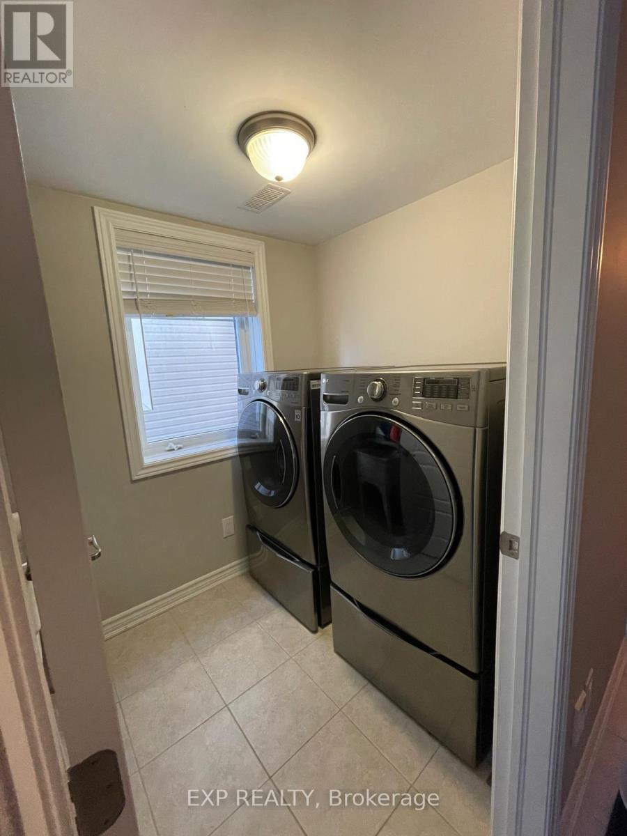 916 Fameflower Street, Ottawa, Ontario  K2J 0T3 - Photo 15 - X12456697