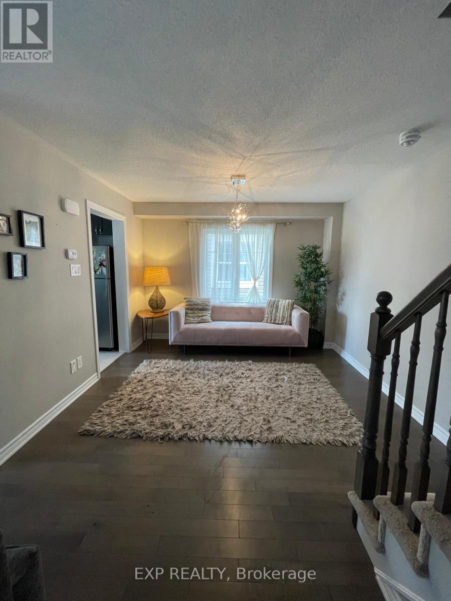 916 Fameflower Street, Ottawa, Ontario  K2J 0T3 - Photo 5 - X12456697