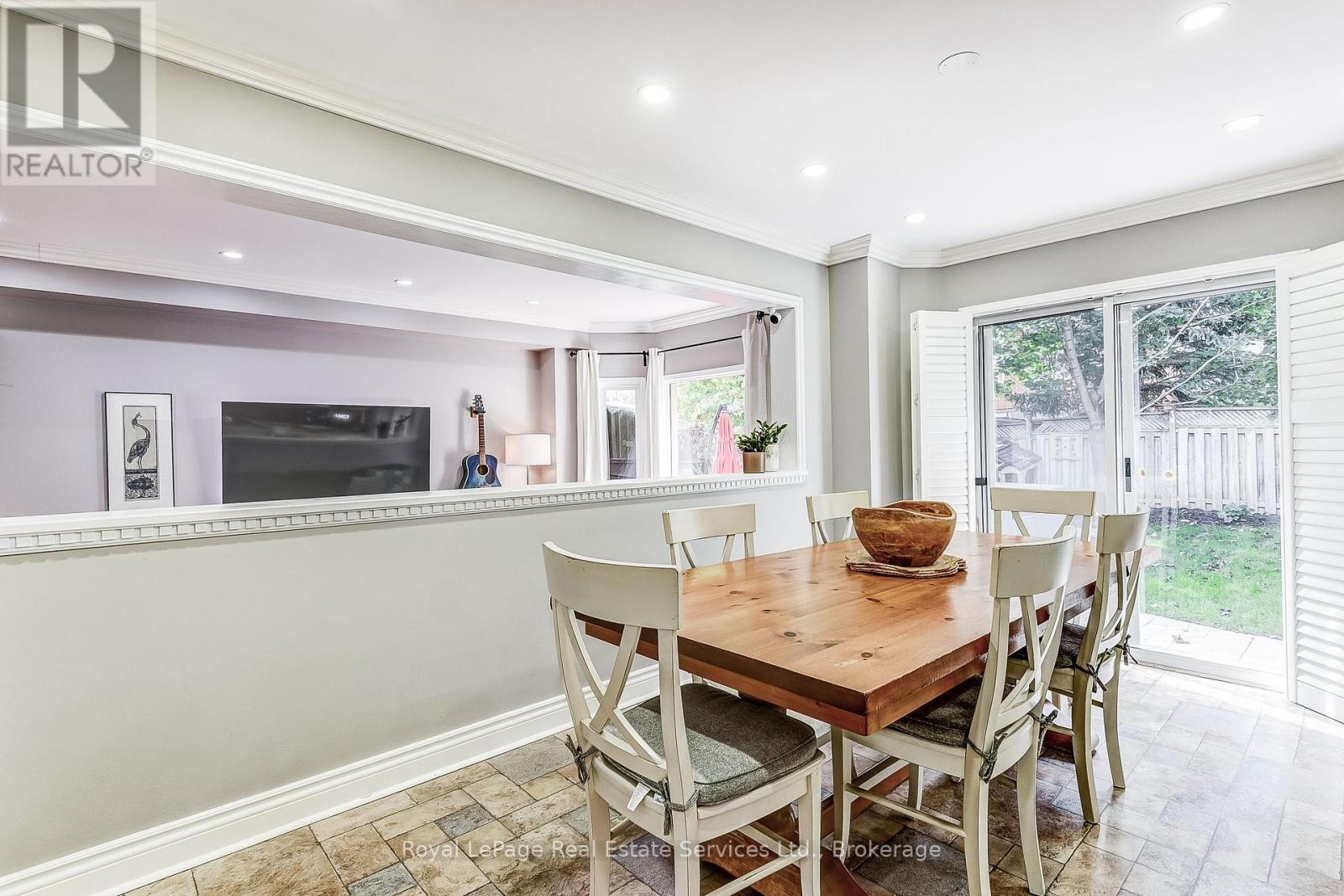2176 Havenbrook Road, Oakville, Ontario  L6H 3B3 - Photo 14 - W12456680