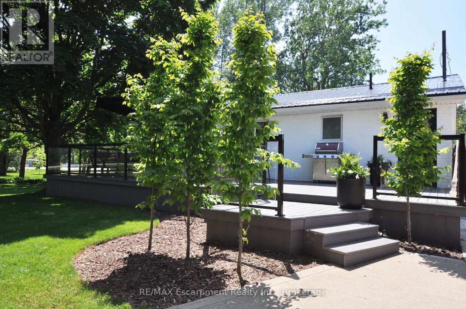 3 Howey Avenue, Norfolk, Ontario  N0E 1M0 - Photo 11 - X12456728