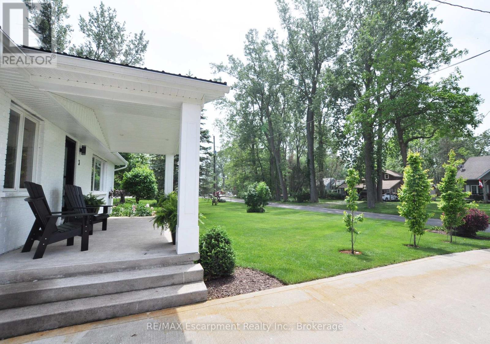 3 Howey Avenue, Norfolk, Ontario  N0E 1M0 - Photo 21 - X12456728