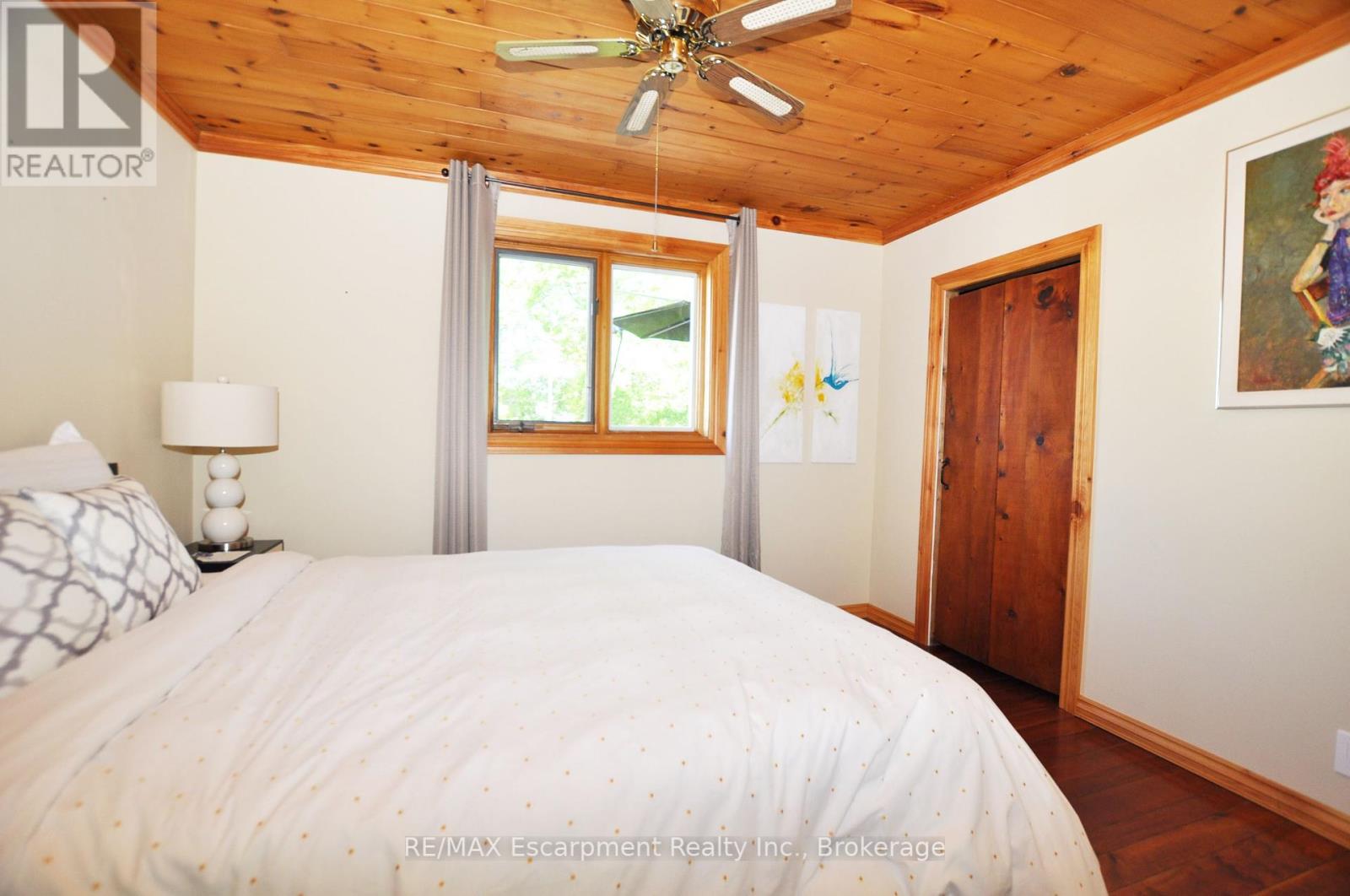 3 Howey Avenue, Norfolk, Ontario  N0E 1M0 - Photo 7 - X12456728