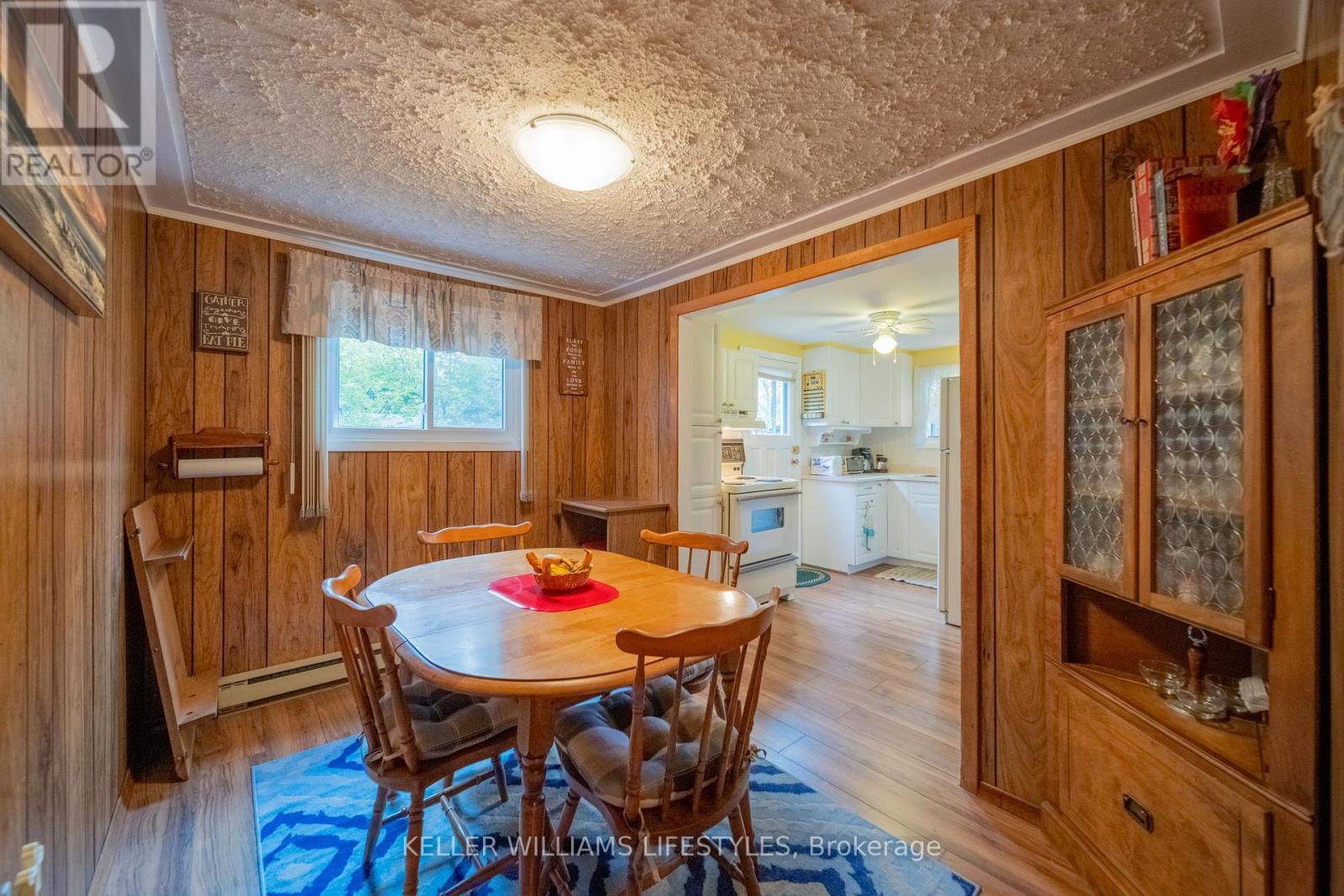 33742 Staffa Road, Bluewater (Zurich), Ontario  N0M 2T0 - Photo 19 - X12456711