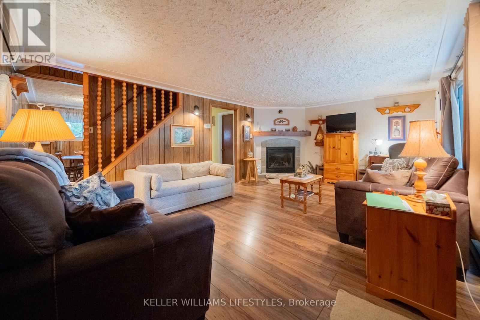 33742 Staffa Road, Bluewater (Zurich), Ontario  N0M 2T0 - Photo 24 - X12456711