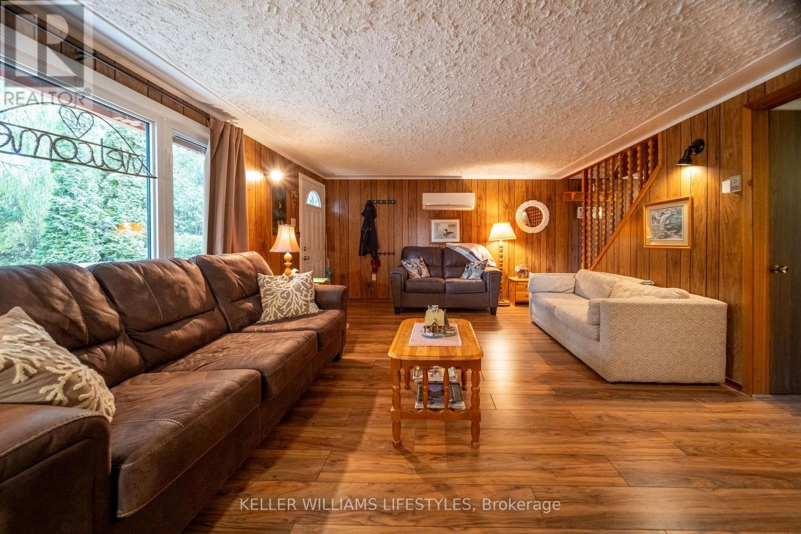 33742 Staffa Road, Bluewater (Zurich), Ontario  N0M 2T0 - Photo 26 - X12456711