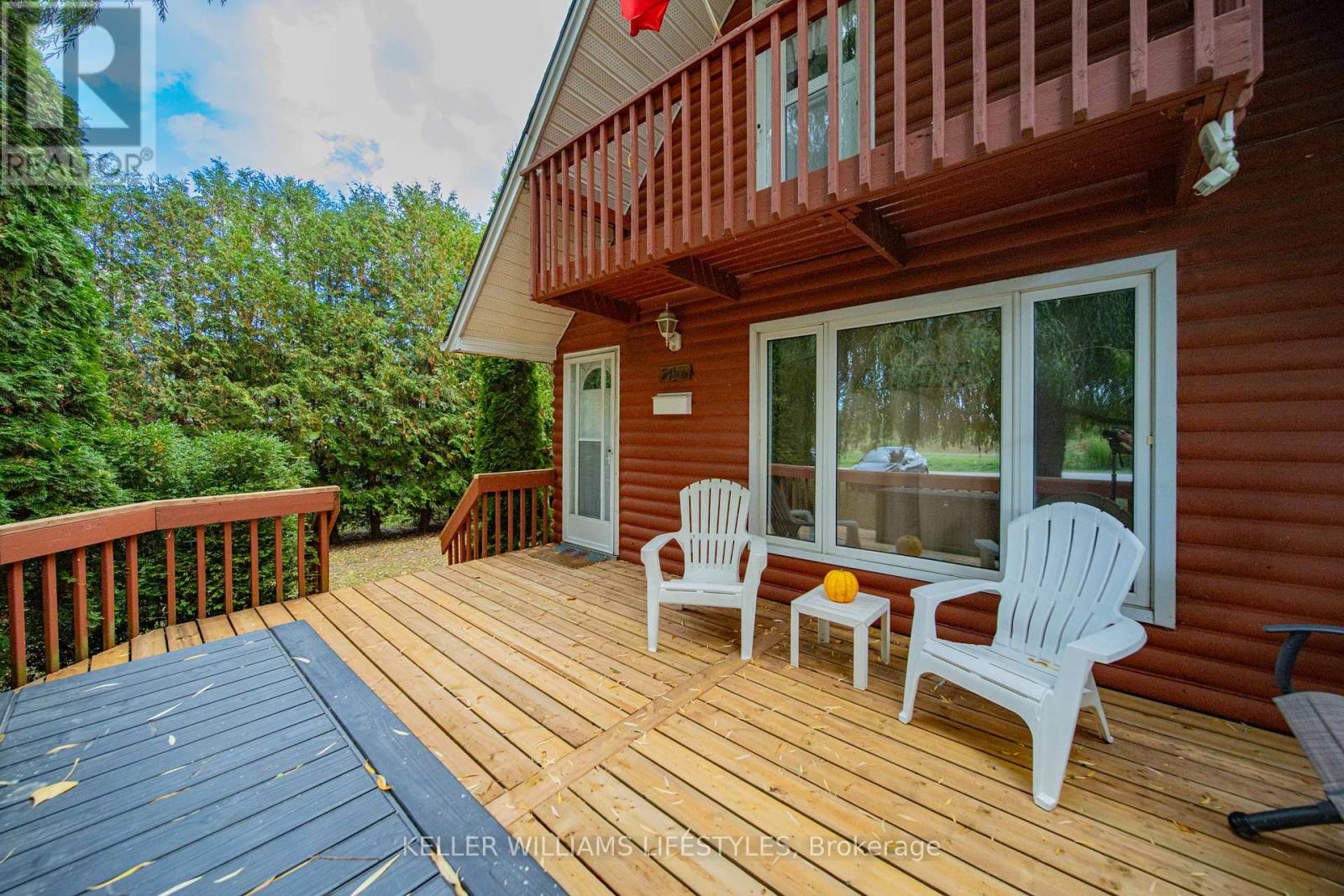 33742 Staffa Road, Bluewater (Zurich), Ontario  N0M 2T0 - Photo 3 - X12456711
