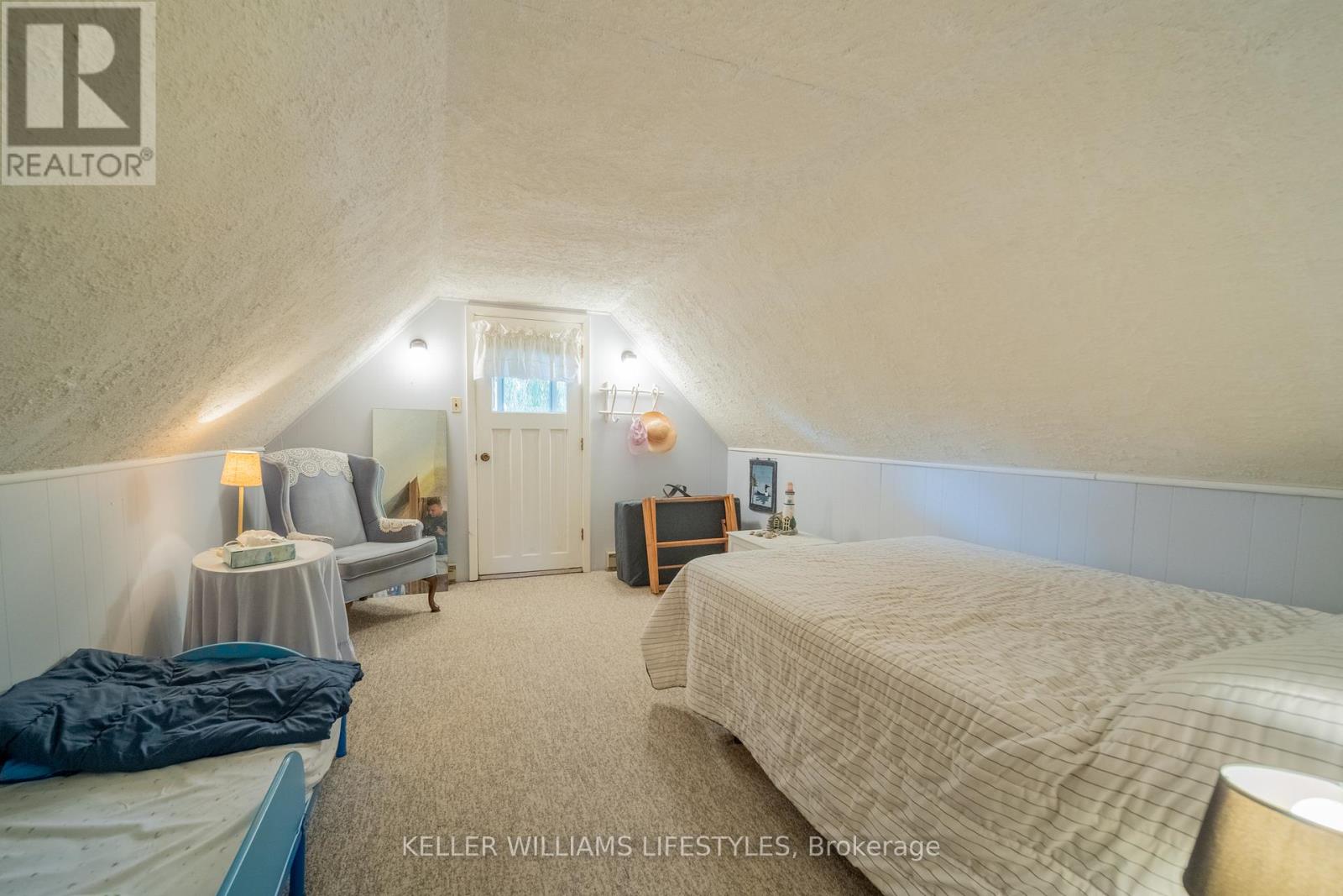 33742 Staffa Road, Bluewater (Zurich), Ontario  N0M 2T0 - Photo 32 - X12456711