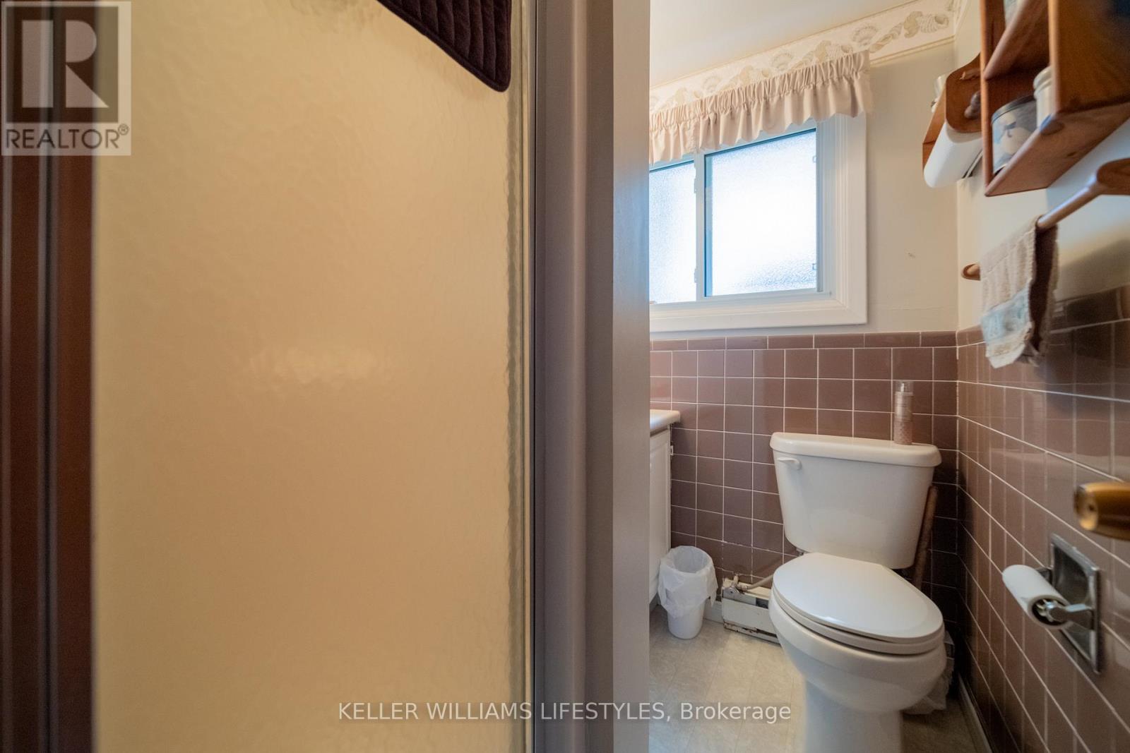 33742 Staffa Road, Bluewater (Zurich), Ontario  N0M 2T0 - Photo 34 - X12456711