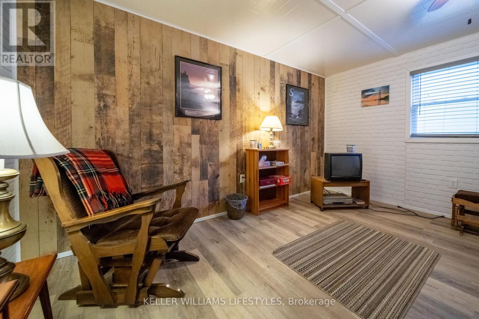 33742 Staffa Road, Bluewater (Zurich), Ontario  N0M 2T0 - Photo 36 - X12456711