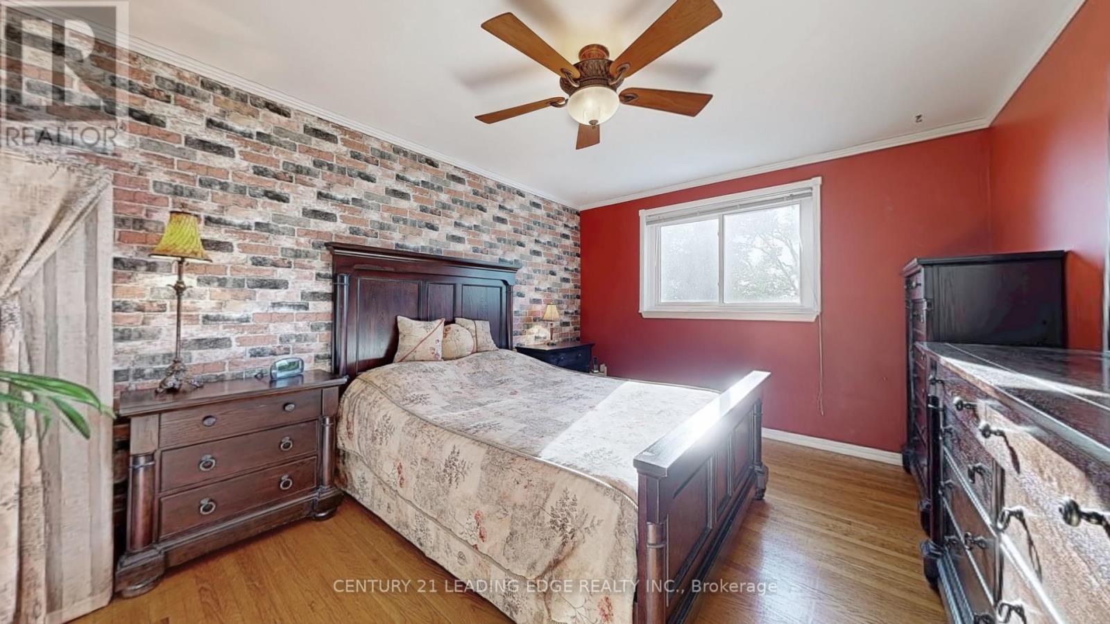36 Sherwood Forest Drive, Markham (Bullock), Ontario  L3P 1P8 - Photo 18 - N12452474