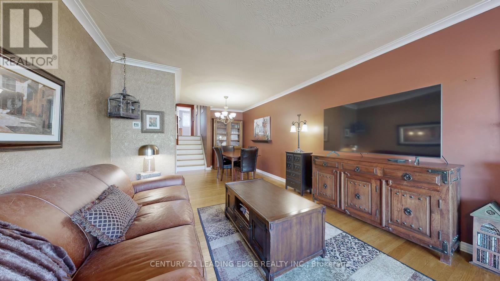 36 Sherwood Forest Drive, Markham (Bullock), Ontario  L3P 1P8 - Photo 11 - N12452474